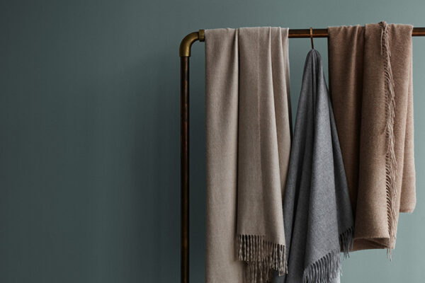 5701311960001 - 60001 - Luxury throw - Latté 4 5701311960001 - 60001 - Luxury throw - Latté 4