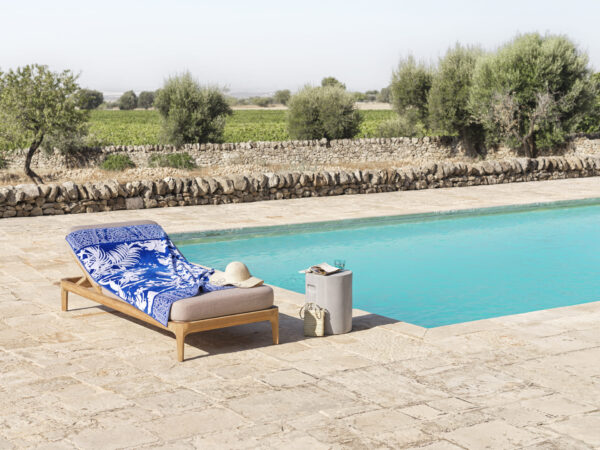 A- GFL Strandtuch Ibiscus Tattoo B1 Bassetti Strandtuch Ibiscus Tattoo B1 und Bassetti Foulard Ibiscus Tattoo B1