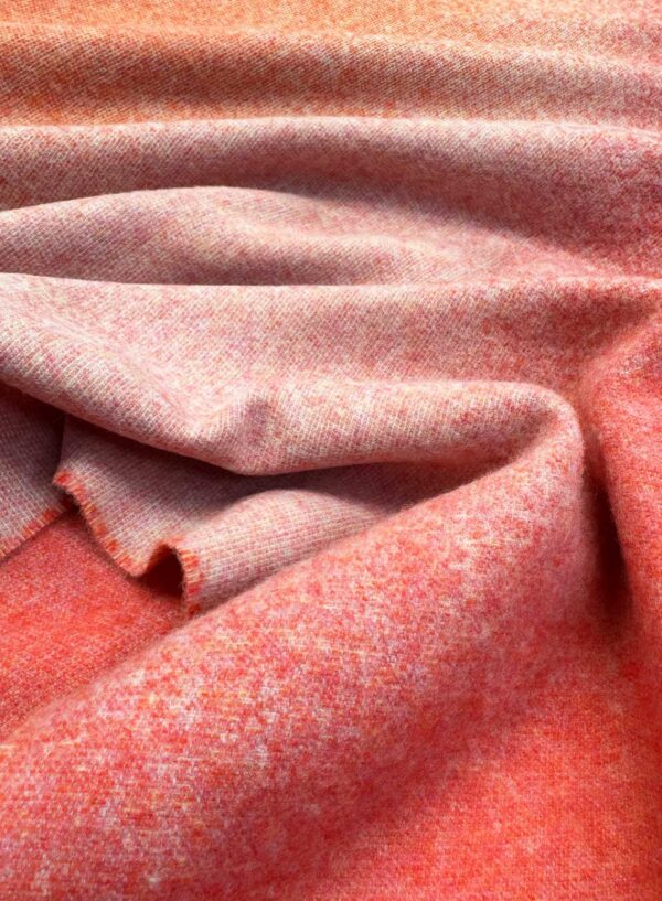 13474_mood_3 Eagle Decke AURORA