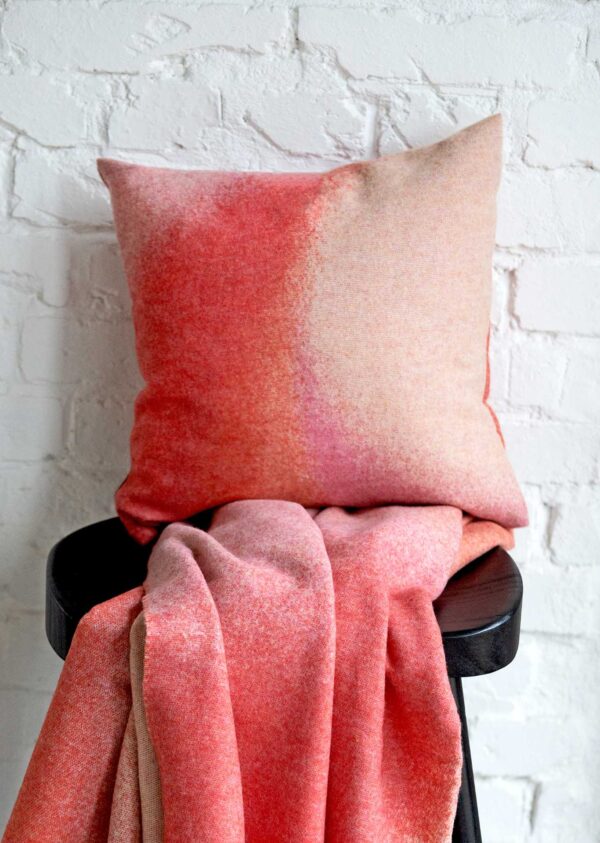 43474-S_mood_1 43474-S_mood_1